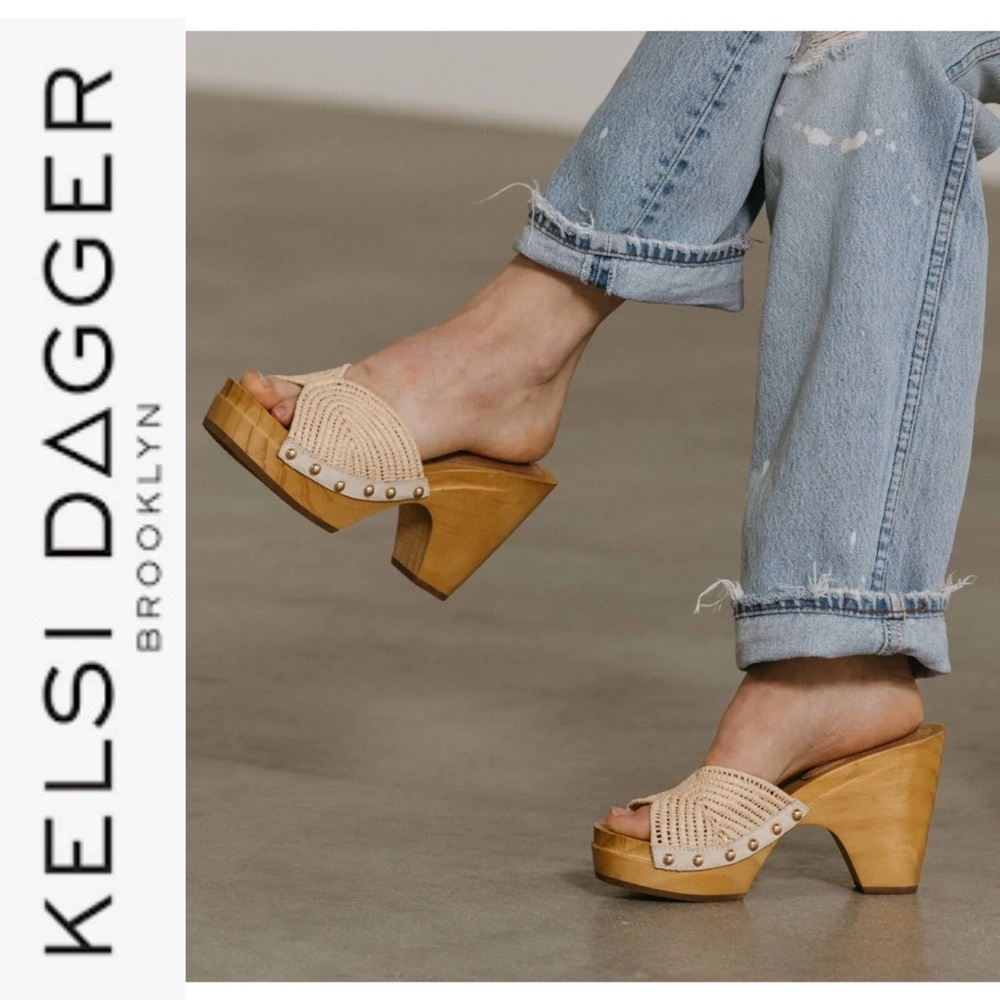 NEW Kelsi Dagger Brooklyn Dreamer Studded Wooden Sandals 6.5 - Picture 2 of 13